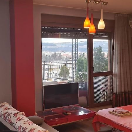 Unique Studio- Great Balcony And View! Parking Possibility! Veliko Tarnovo Exterior photo