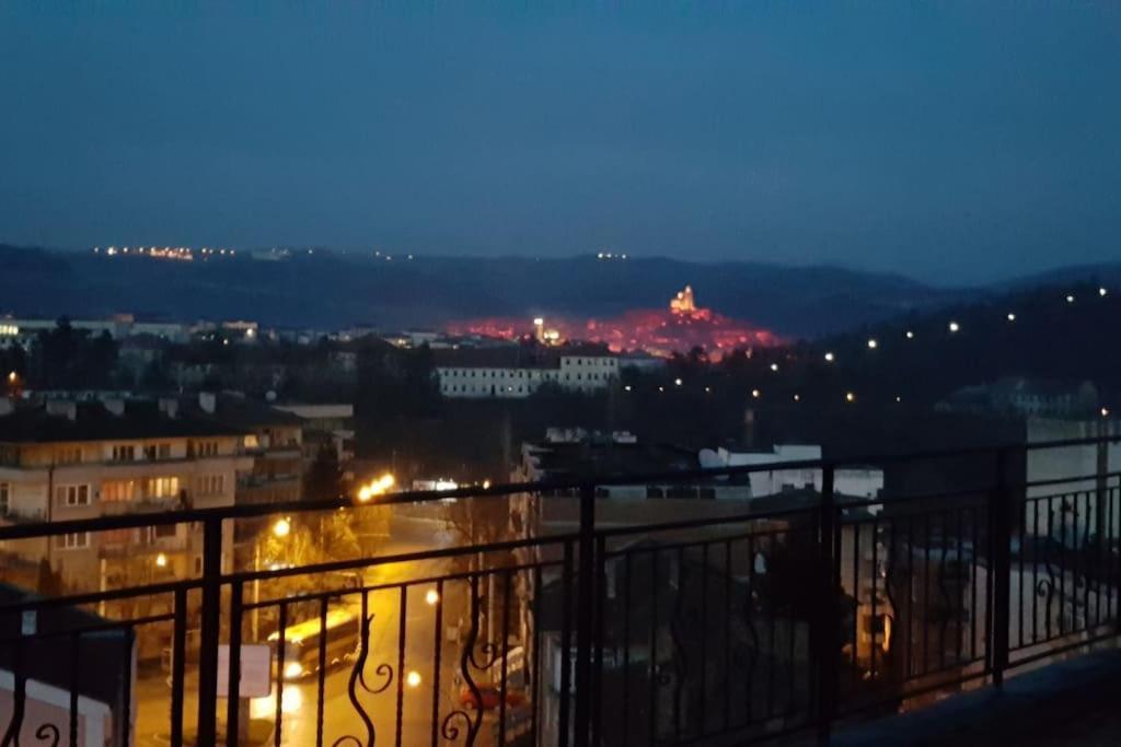Unique Studio- Great Balcony And View! Parking Possibility! Veliko Tarnovo Exterior photo
